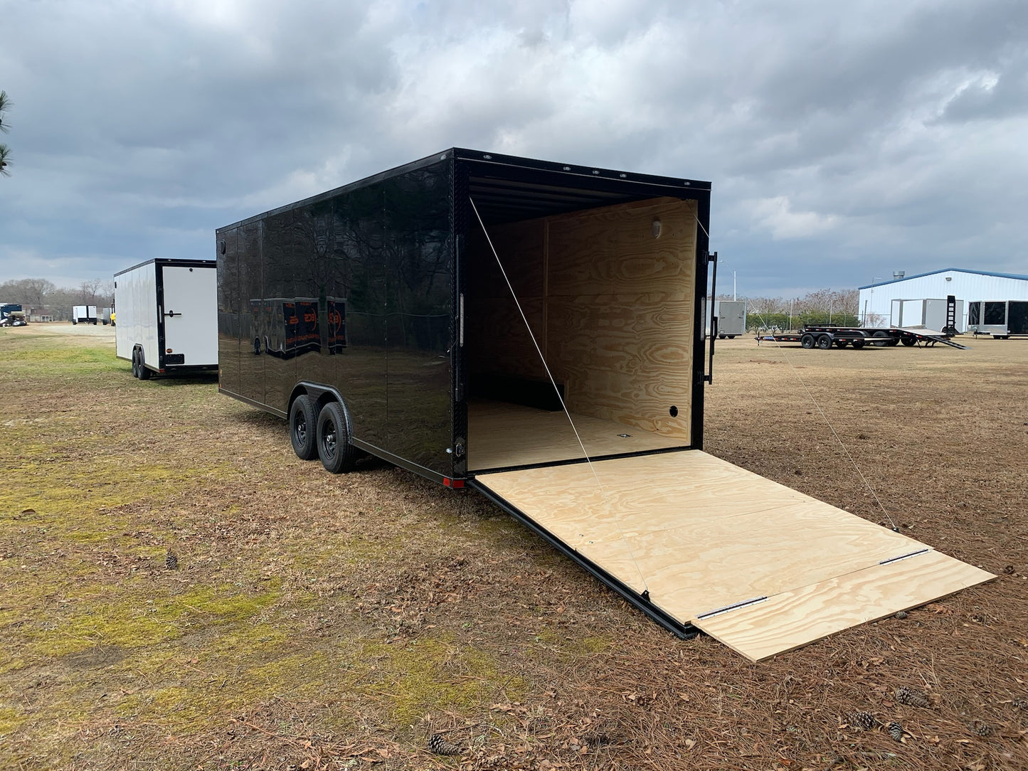 Black 8.5x24 + 7'3 Interior + Blackout