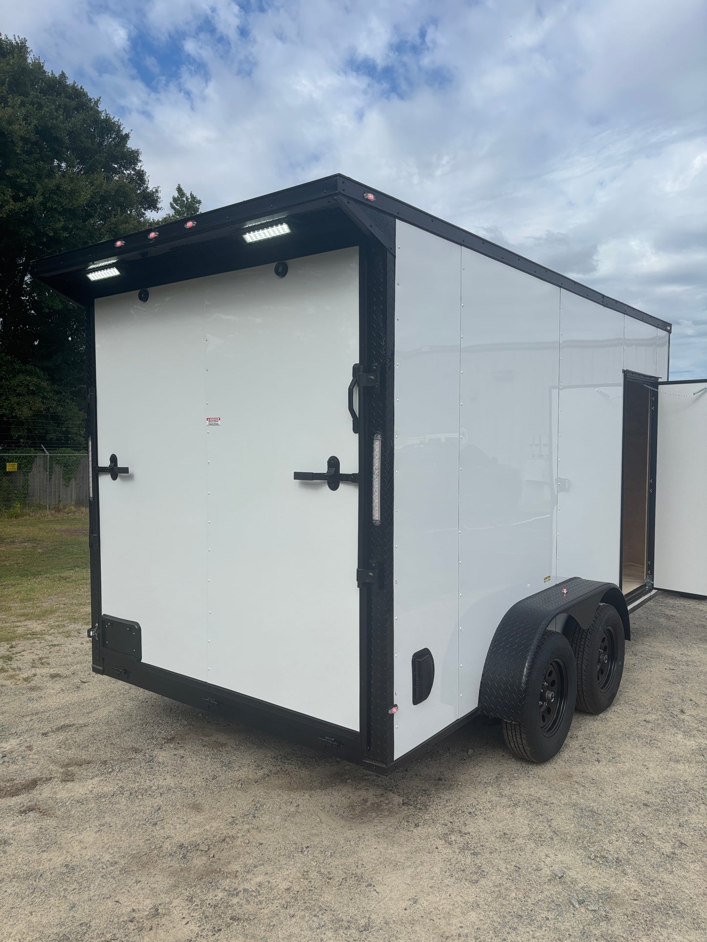 7X14ta White Blackout + 7'3 + Wing
