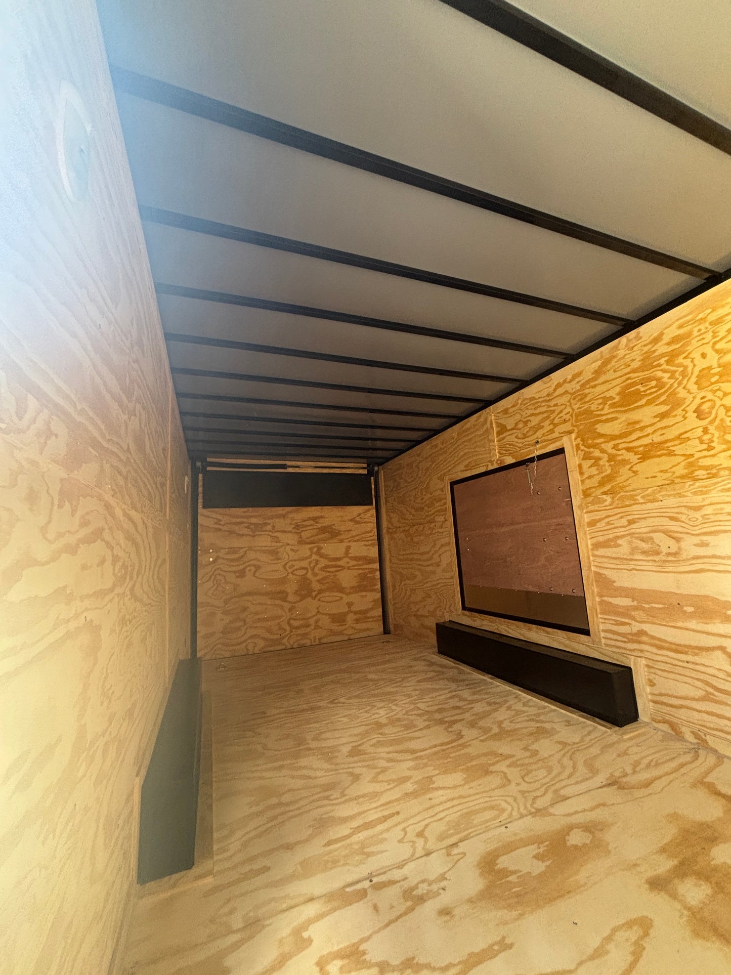 Black 8.5x20+7 Interior+Blackout+Wing with Escape Door