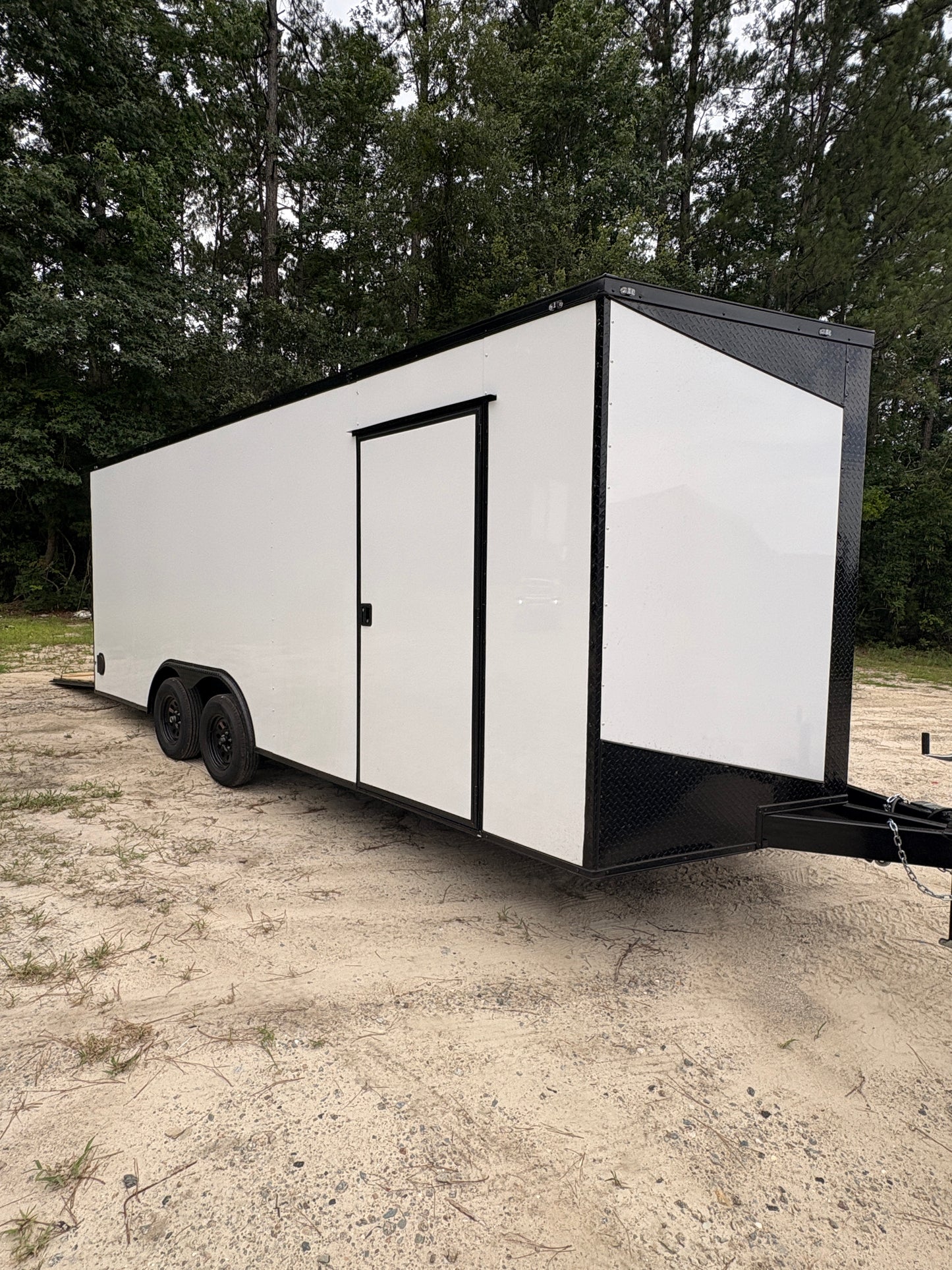 White 8.5x20 + 7' Interior + Blackout + Wing