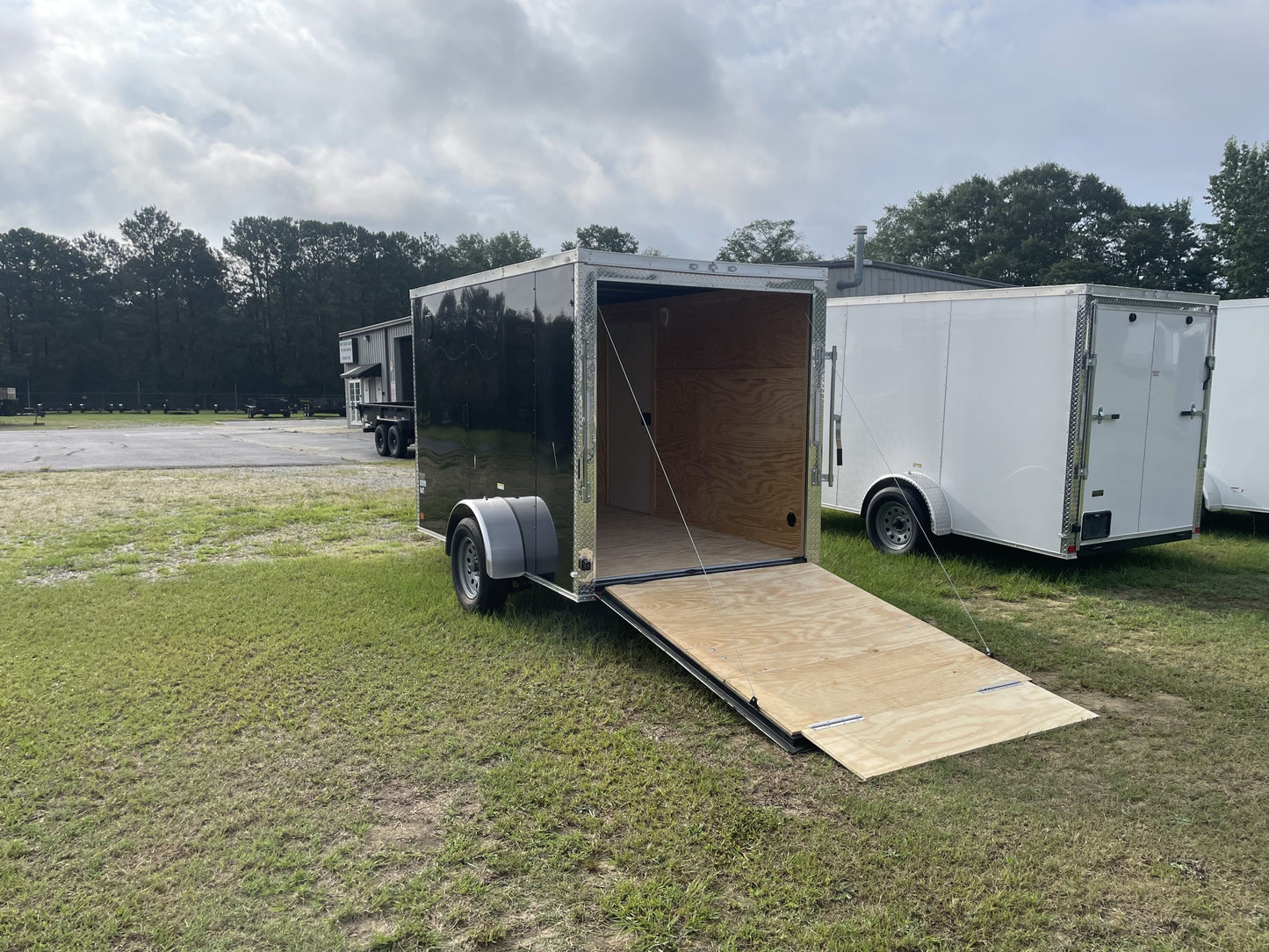 New 6x10 single axle